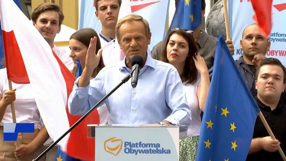 Donald Tusk jest coraz częstszym bohaterem materiałów "Wiadomości"