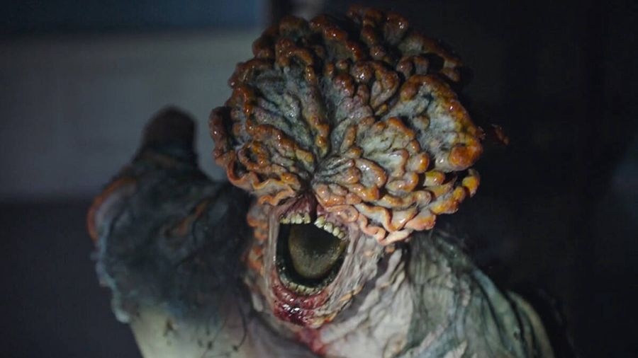 Klikacz, zarażony kordycepsem z serialu "The Last of Us"