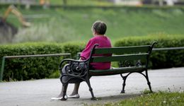 Komisja ZUS nie widziała 79-letniej kobiety, ale uznała, że może żyć samodzielnie