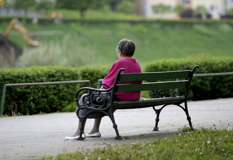 Komisja ZUS nie widziała 79-letniej kobiety, ale uznała, że może żyć samodzielnie