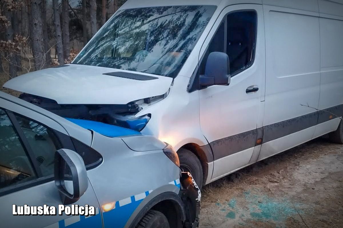 19-latek nie zamierzał się poddać. Policjanci odkryli powód