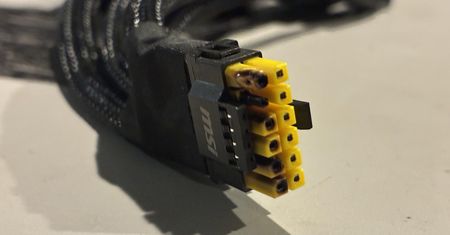 DLSS 5 spalił GeForce RTX 5090? Wtyczka dosłownie stopiła się w karcie