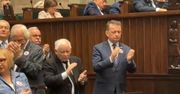 Nagrał Kaczyńskiego w Sejmie. Zwrócił uwagę na ręce prezesa