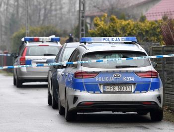 Borowa: Śmierć młodej kobiety. Służby wypompowują szambo