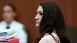 Proces Lindsay Clancy unieważniony. Ujawniono przeszłość ławnika