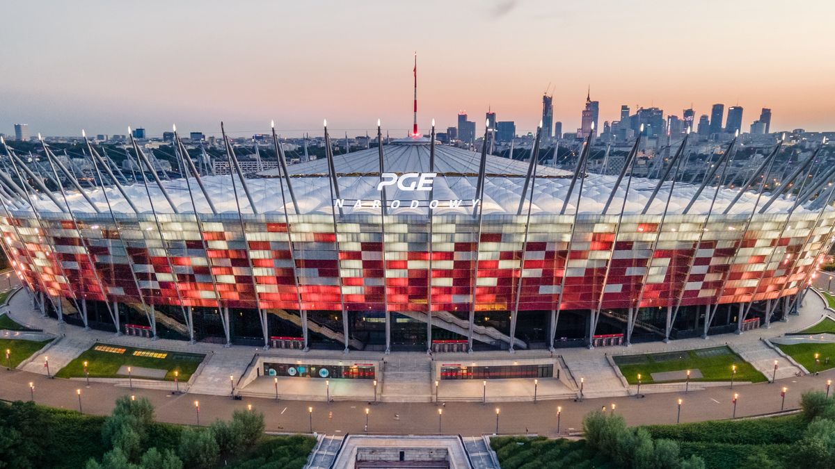 Reprezentacja Polski opuszcza PGE Narodowy