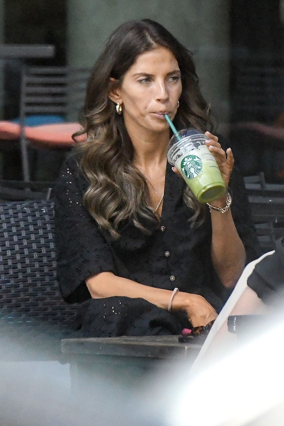 Weronika Rosati widziana na mieście