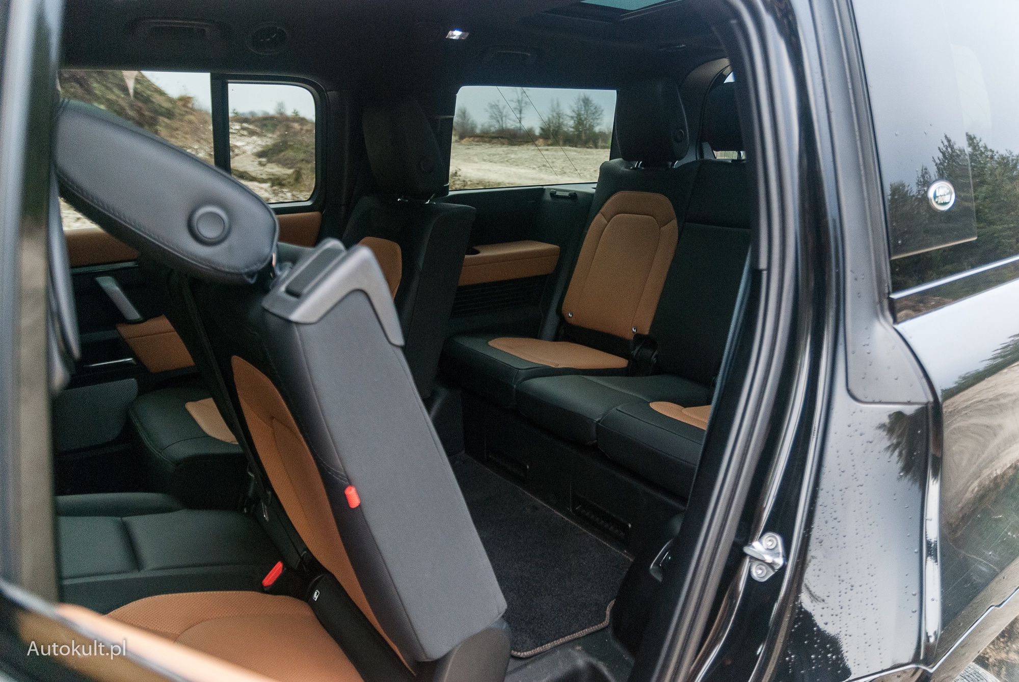 Land Rover Defender 130