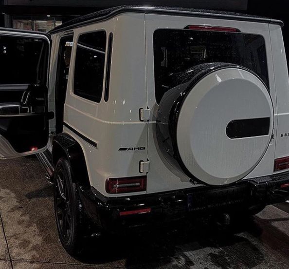 Sara Boruc dostała auto na urodziny