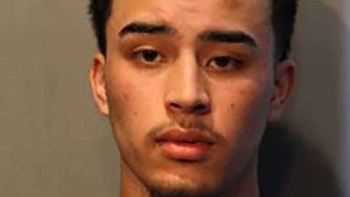 18-letni Orlando Perez zamordował 37-letnią kobietę. Oddał w jej kierunku dwa strzały. 