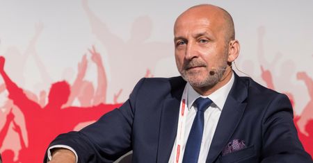 Kazimierz Marcinkiewicz zawalczy na ringu. Znamy rywala byłego premiera
