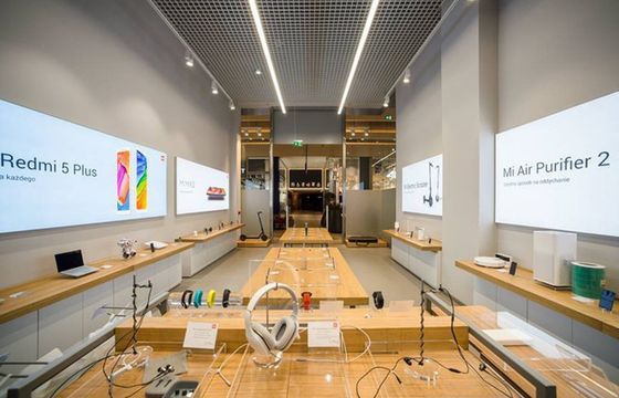 Xiaomi otwiera salon we Wrocławiu, rozpoczyna w Polsce sprzedaż laptopa Mi Notebook Air w cenie 4299 złotych