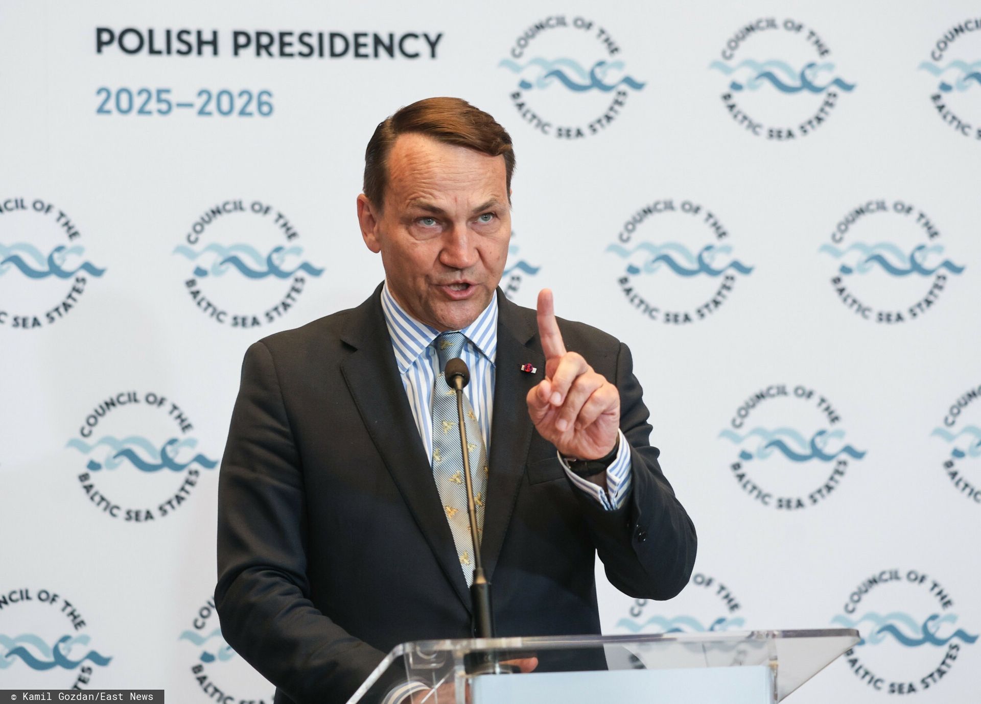Sikorski: Lotnisko w Jasionce słusznie nosi imię rodziny Ulmów