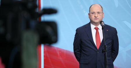 Adam Bielan odpiera zarzuty wobec Karola Nawrockiego