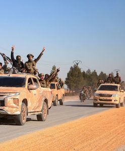 Przekroczyli granicę z Syrią. Jadą pomóc "towarzyszom"