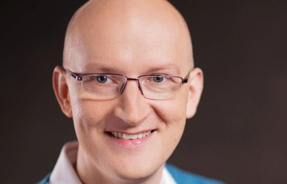 Onet: linki z Facebooka na stronę główną to naturalny marketing, WP dalej maskuje linki w Google