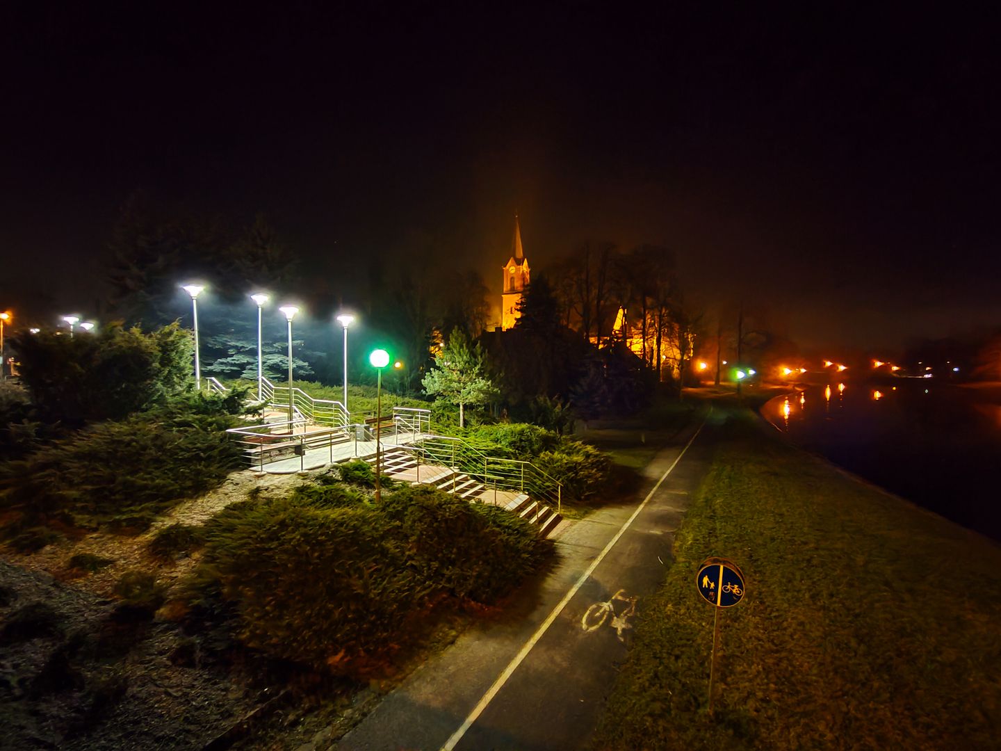 Test najtańszego smartfonu z aparatem 108 Mpix. realme 8 Pro spełnia swoje obietnice 67