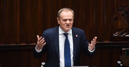 Tusk o pseudoekspertach w TVP: za kłamstwa musieliście płacić po 500 zł
