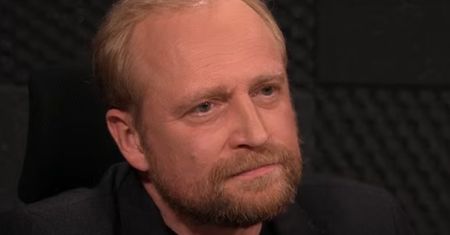 Piotr Adamczyk opowiedział o terapii. "Żyjemy w tak szybkich czasach"