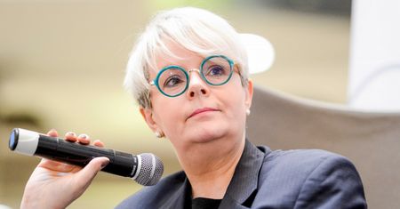 Karolina Korwin-Piotrowska zaszczepiona Pfizerem. Emocjonalna relacja dziennikarki ze Stadionu Narodowego