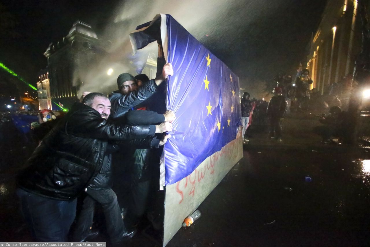 EU membership talks halted as Georgia faces unrest
