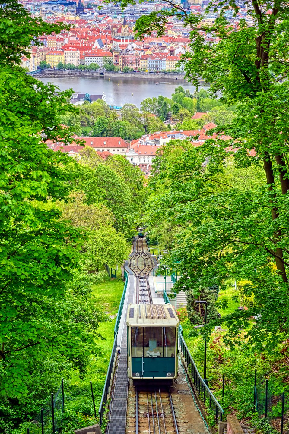 Kolejka linowo-terenowa na Petřín 
