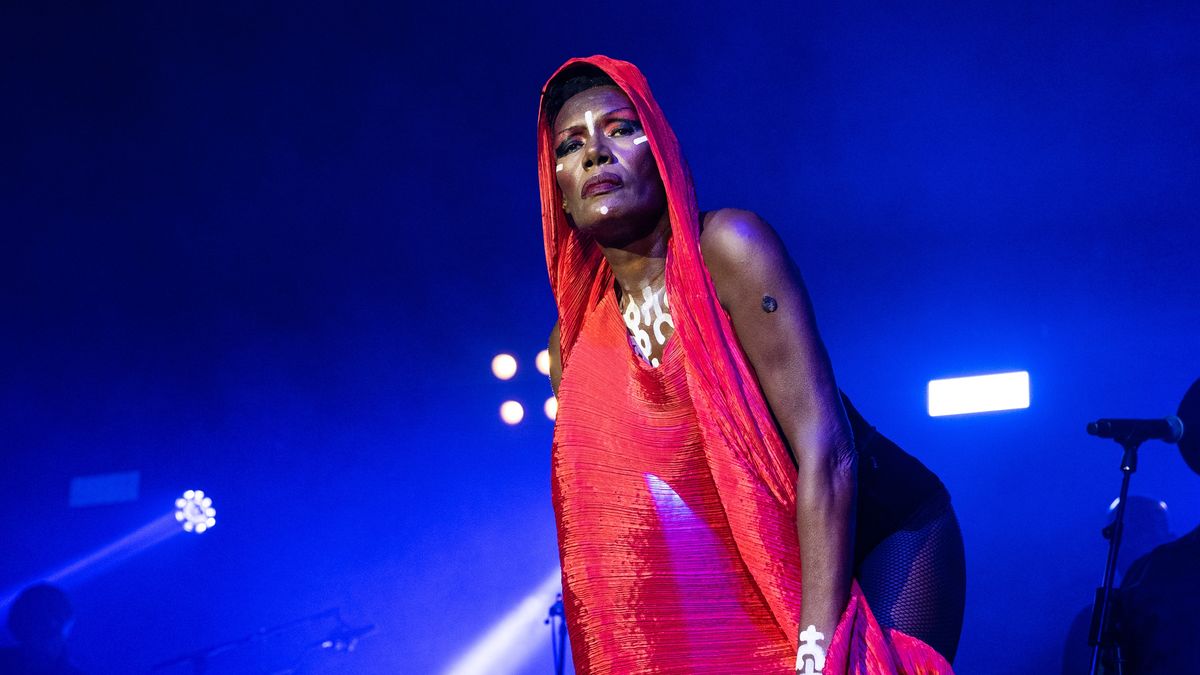 KIDLINGTON, OXFORDSHIRE - JUNE 11: Grace Jones performs during Kite Festival 2022 at Kirtlington Park on June 11, 2022 in Kidlington, Oxfordshire. (Photo by Lorne Thomson/Getty Images)