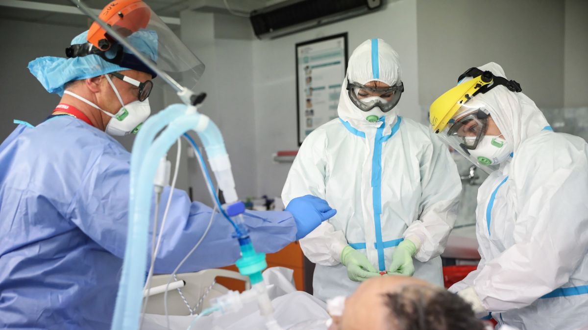 Koronawirus w Polsce. Nowy raport Ministerstwa Zdrowia