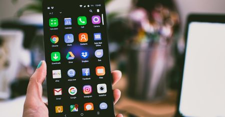 Ukryte aplikacje na Androida nowym konikiem hakerów, czyli malware, którego "nie widać"