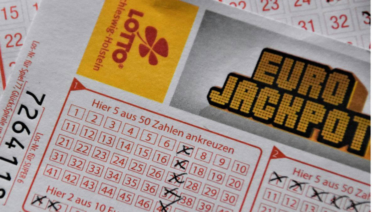 Wygrała na loterii. Pieniądze musiała oddać mężowi