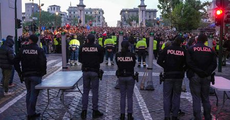 Nie tylko koronowane głowy. Migranci, osoby transpłciowe, ubodzy i więźniowie pożegnają papieża