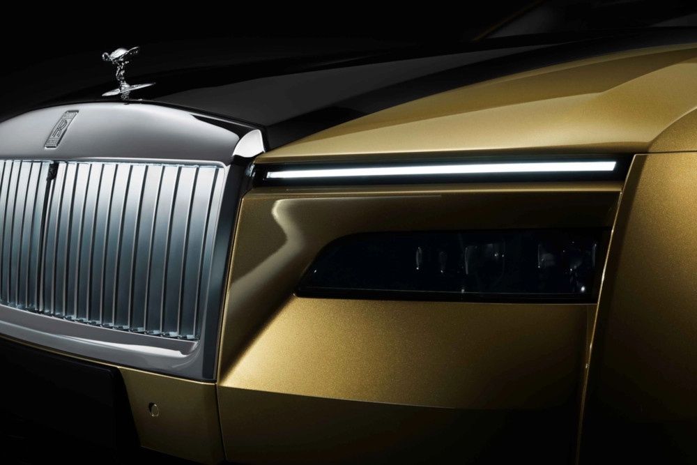 Rolls-Royce Spectre zoom 1