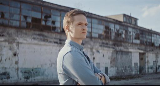 Historia jednego zegarka w urodzinowym filmie Atlantic