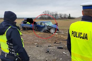 Tragiczny wypadek w Szewie. 19-latek uderzył w słup