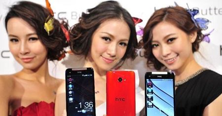 W skrócie: BlackBerry serii L na wideo, Vice City znów dostępne, Nexus 7 z 3G w Play