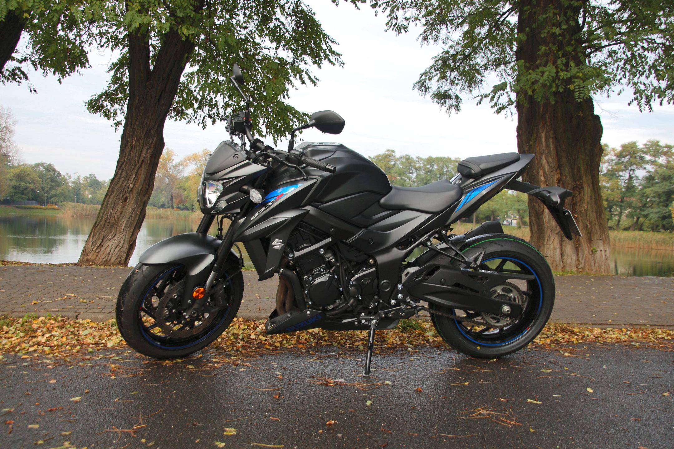 Suzuki GSX-S750
