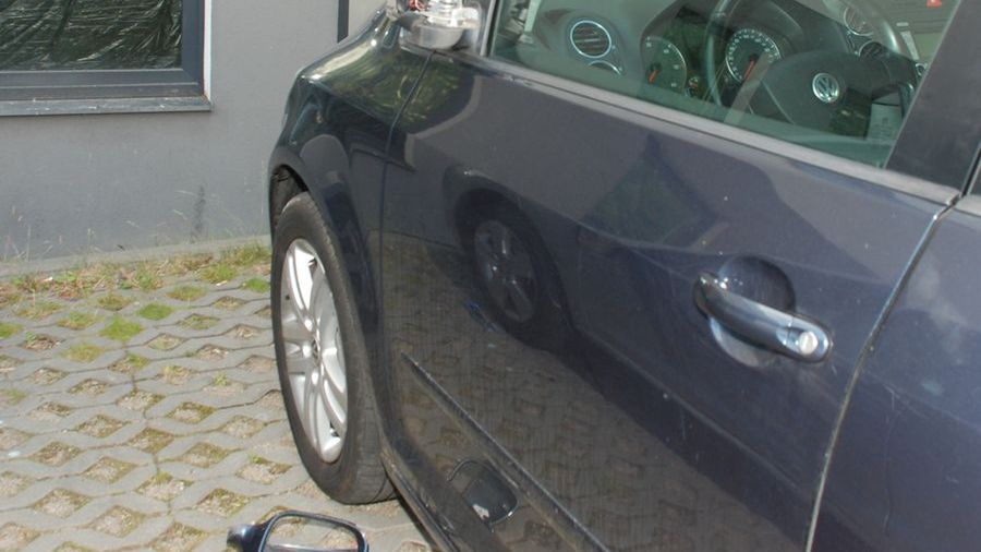 Mężczyzna uszkodził w sumie 15 samochodów