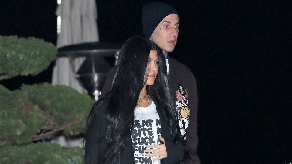 Kourtney Kardashian i Travis Barker na pustyni. Miłość kwitnie