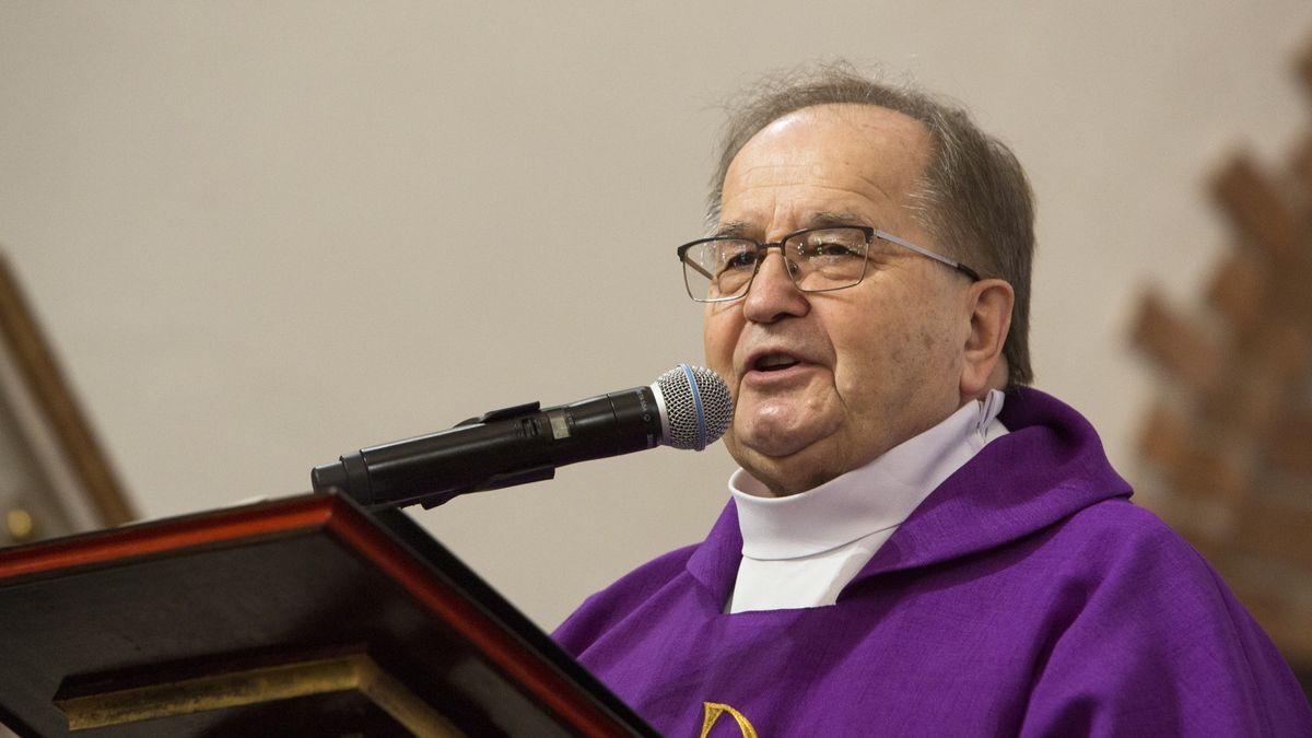 O. Rydzyk bije na alarm. TV Trwam i Radio Maryja mogą upaść