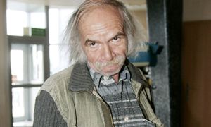 W walizce miał broń. Po latach ujawniono, co groziło Smoleniowi