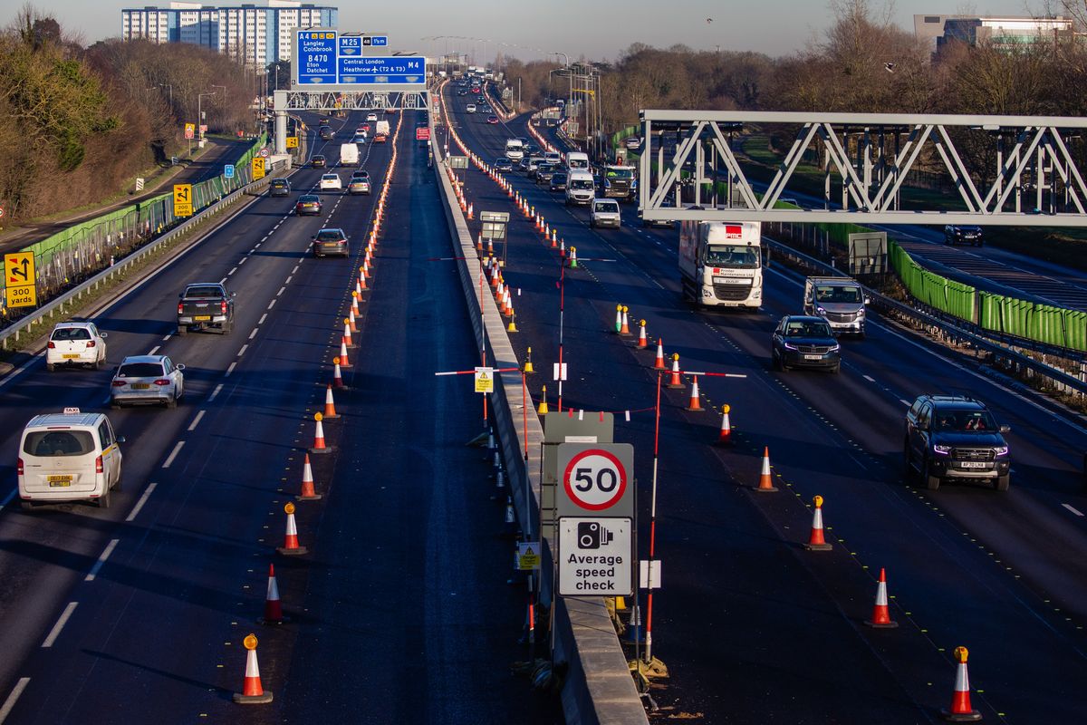 W 2020 roku na brytyjskich drogach zginęło prawie półtora tysiąca osób 