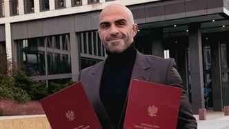 Akop Szostak chwali się, że obronił DWA DYPLOMY i zapowiada: "Został przede mną DOKTORAT"