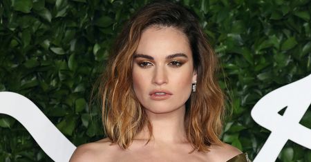 Lily James całowała się z żonatym mężczyzną. "Myślę, że ciągle popełniam błędy i czuję, że o to chodzi w życiu"