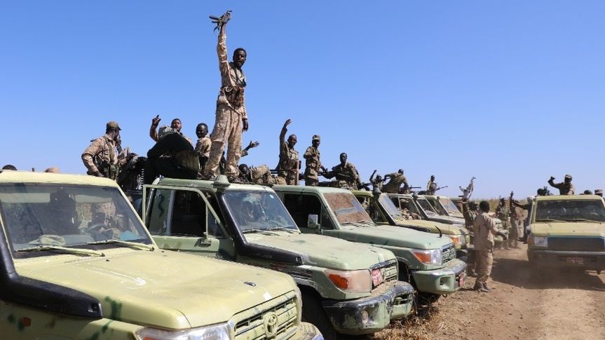 AL-FASHQA, SUDAN - NOVEMBER 29: (----EDITORIAL USE ONLY â MANDATORY CREDIT - "SUDANESE PRESIDENCIAL PALACE / HANDOUT" - NO MARKETING NO ADVERTISING CAMPAIGNS - DISTRIBUTED AS A SERVICE TO CLIENTS----) Sudan's army chief Abdel Fattah al-Burhan visits military units at his countryâs border area with Ethiopia on Monday, in Al-Fashqa area, Sudan on November 29, 2021. (Photo by Sudanese Presidential Palace/Handout/Anadolu Agency via Getty Images)