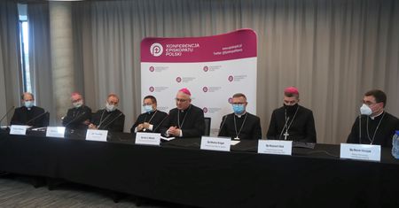 Koronawirus. Opole. Biskupi zakażeni. Kuria Diecezjalna zamknięta