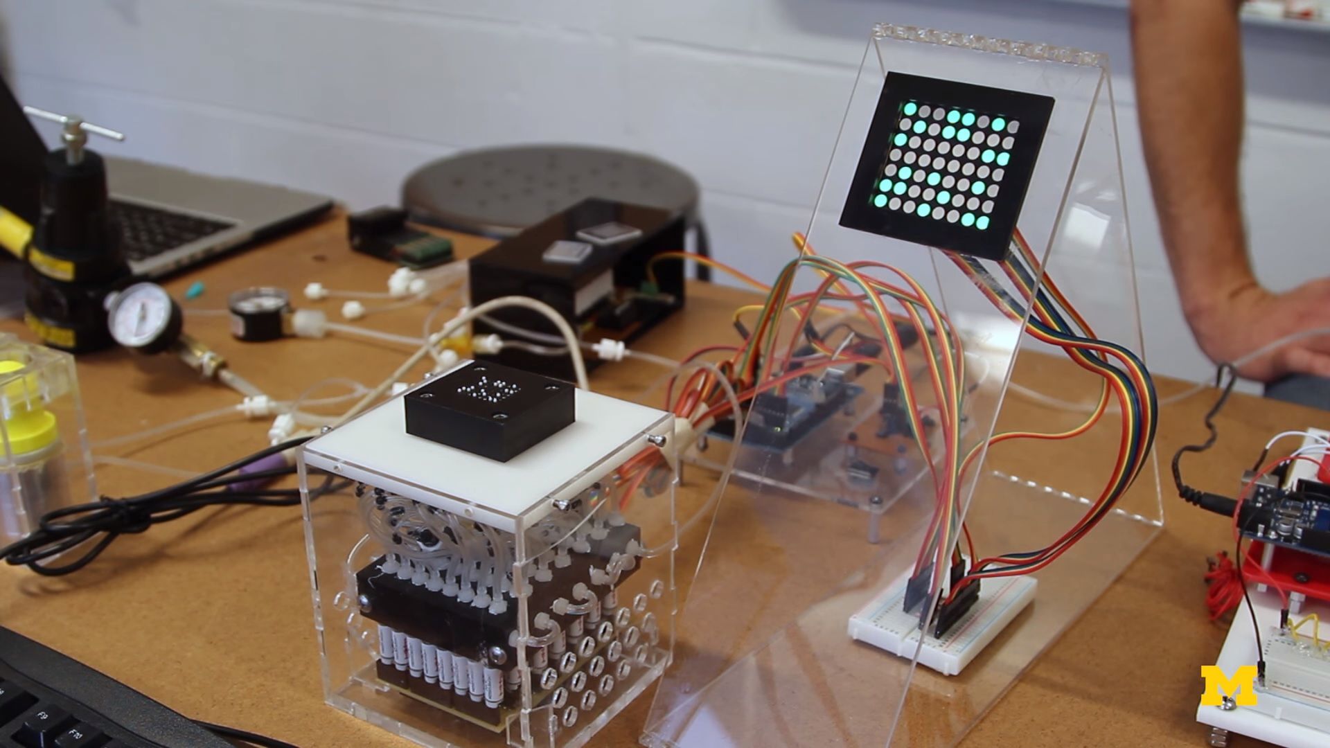 Naukowcy pracują nad tabletem... dla niewidomych 2