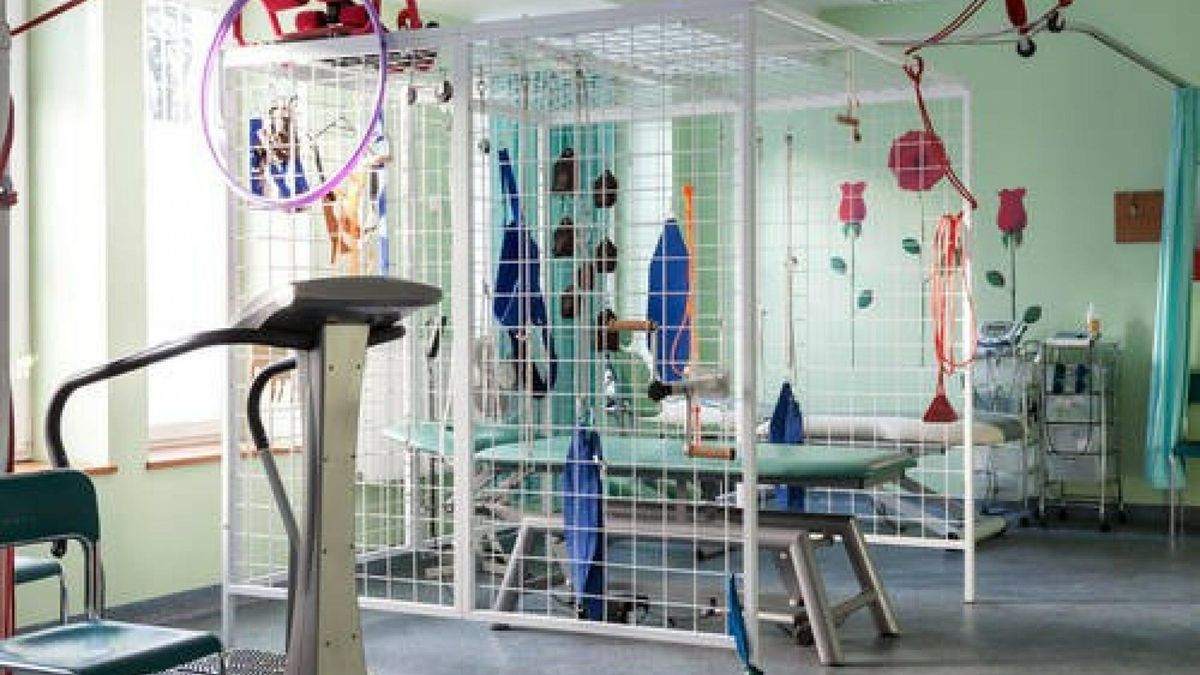 80 proc. lekarzy zrezygnowało z pracy w szpitalu w Otwocku. "Propozycje składane przez dyrekcję bardziej nas upokarzały, aniżeli mogły nas satysfakcjonować"