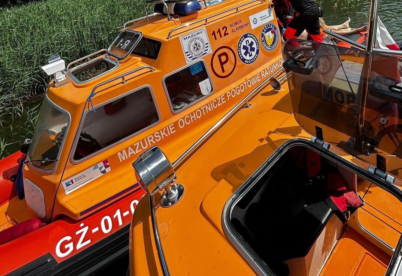 Utonął podczas nocnego pływania. "Nie wiem, czemu miało służyć"