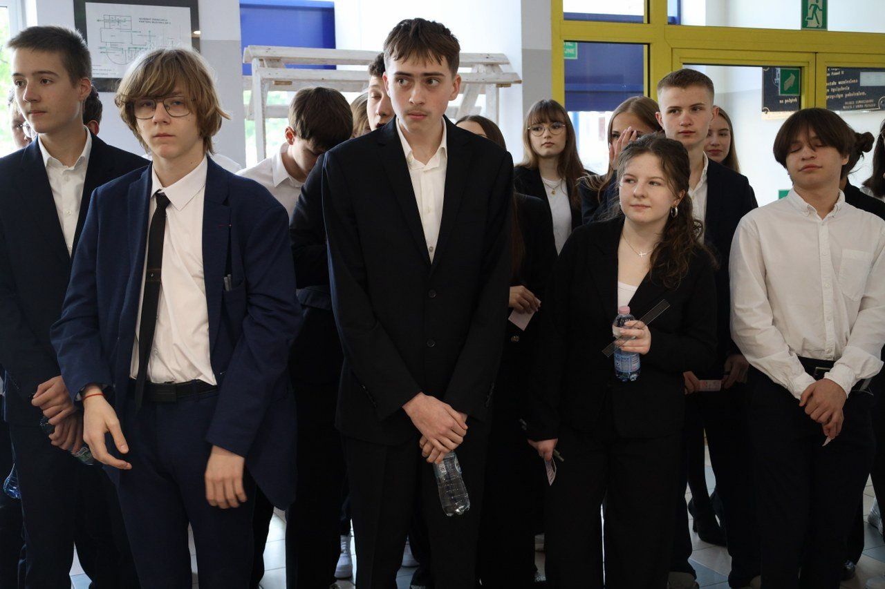 W środę, 14 maja uczniowie klasy ósmych z całej Polski przystąpili do egzaminu z matematyki. Jakie nastroje panowały w Szkole Podstawowej nr 2 im. Królowej Jadwigi w Pleszewie? O tym w poniższym artykule