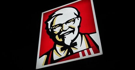 Do której otwarte KFC w Wielką Sobotę i Wielkanoc 2025? Godziny otwarcia